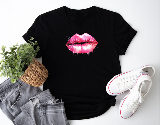 Stylish Short Sleeve T-Shirt - Graphic Pink